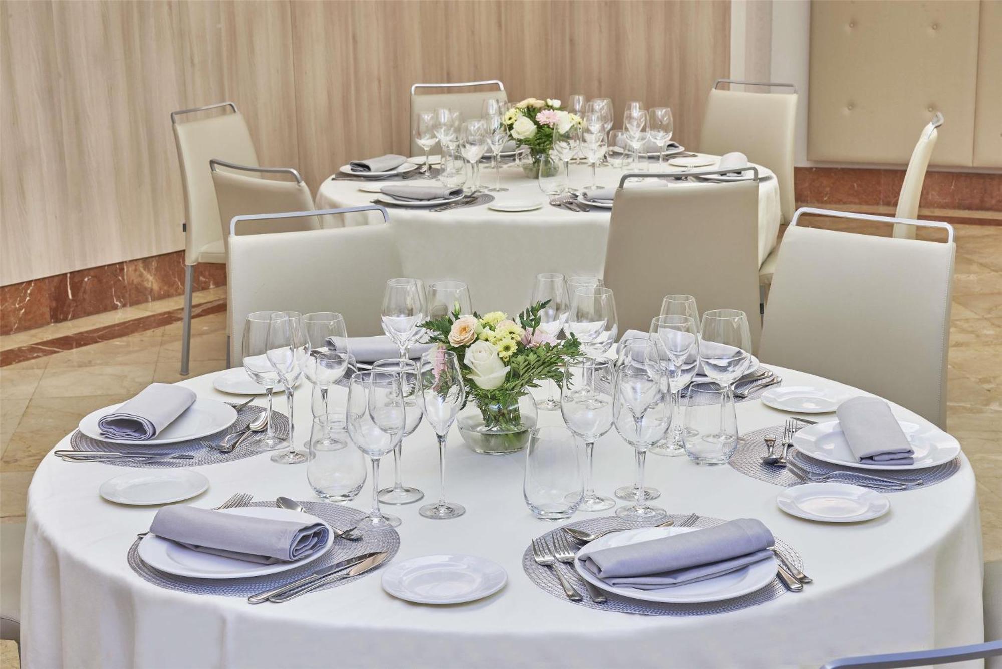 Nh Collection Caceres Palacio De Oquendo Екстериор снимка