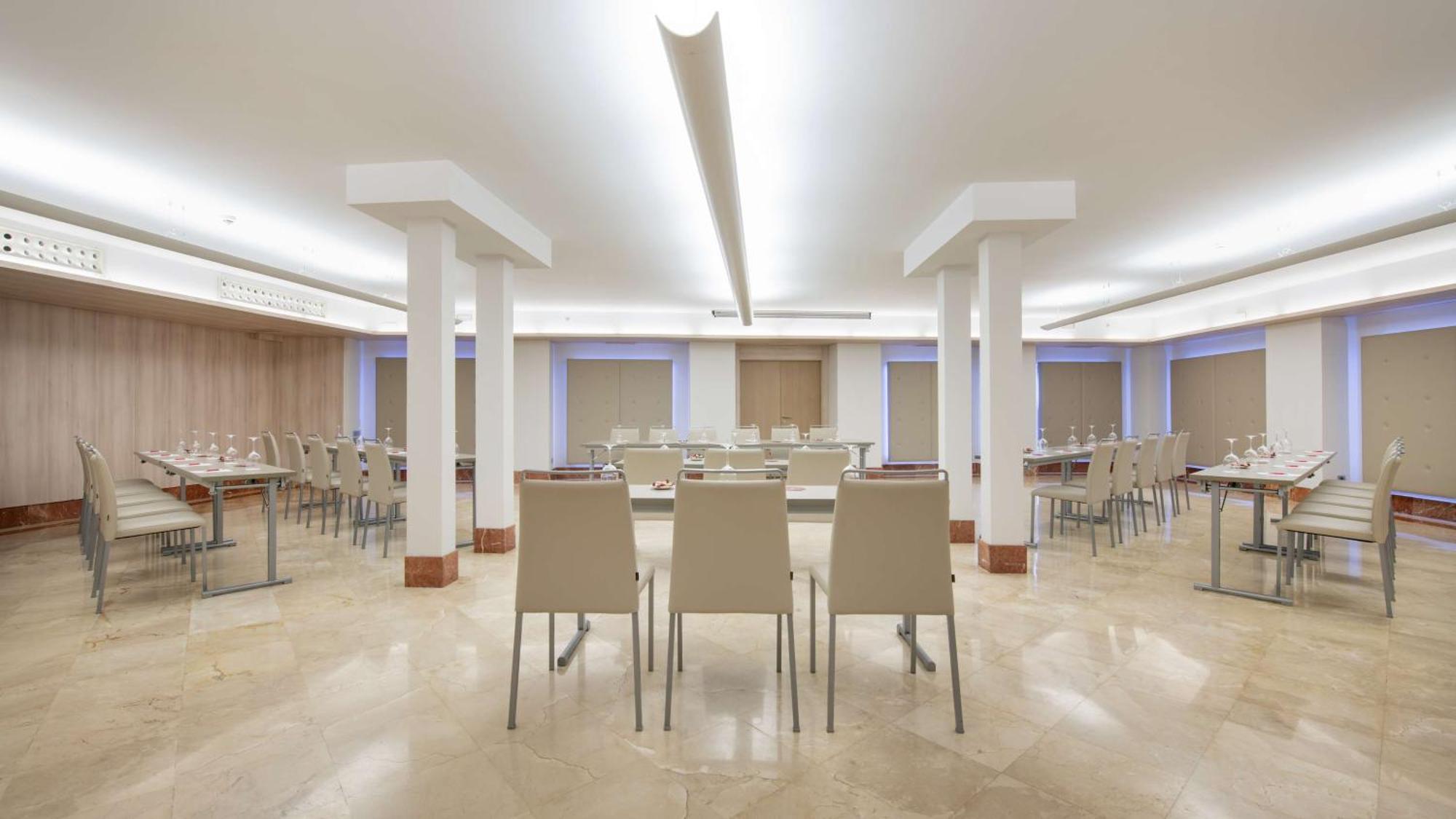 Nh Collection Caceres Palacio De Oquendo Екстериор снимка