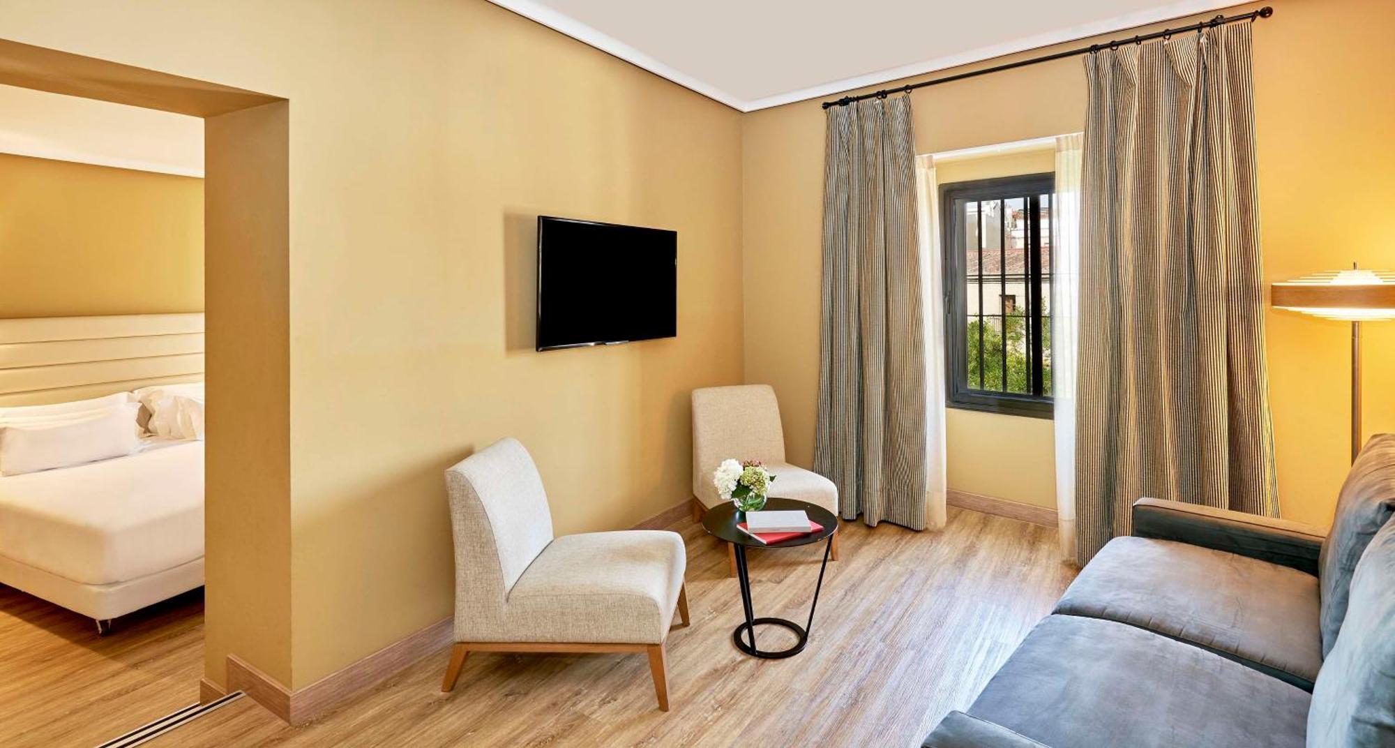 Nh Collection Caceres Palacio De Oquendo Екстериор снимка